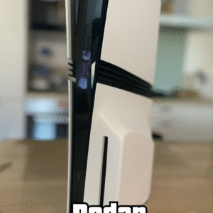 Playstation 5 PS5 PRO plus pogon disk bluR Rabljeno